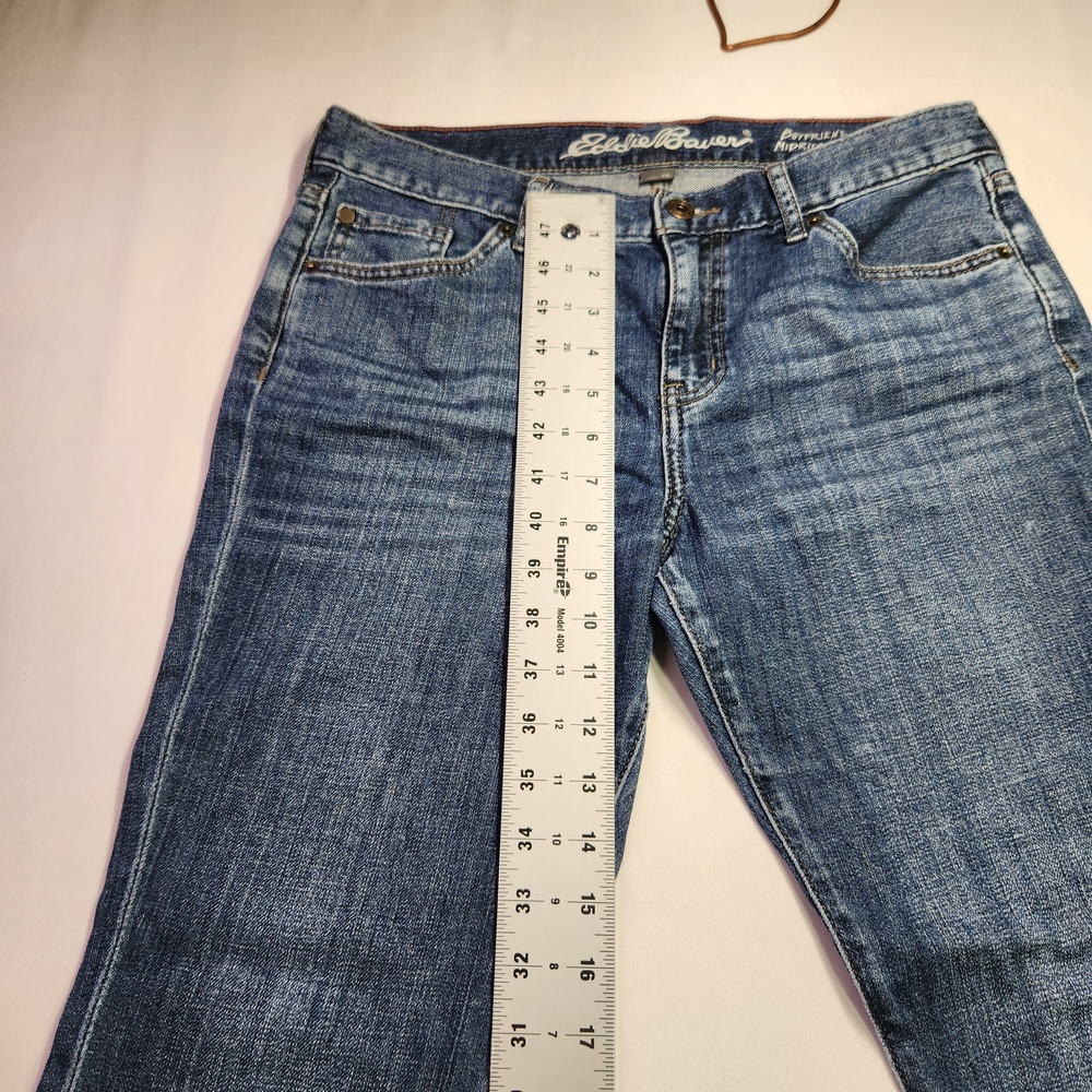 ⭐️Eddie Bauer Boyfriend Mid-Rise Slim Jeans Size P4 Streetwear Denim Casual - Picture 8 of 9